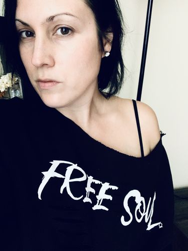 Customer photo review of 15 - Free Soul Wide Neck Hoodie