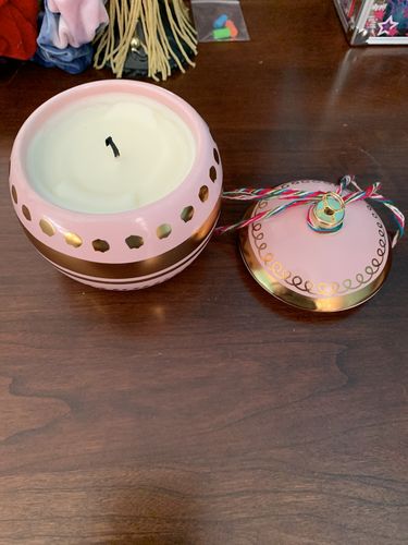 Customer photo review of Ornament Candle - Blush Rose Ring Collection Made with Crystals from Swarovski®