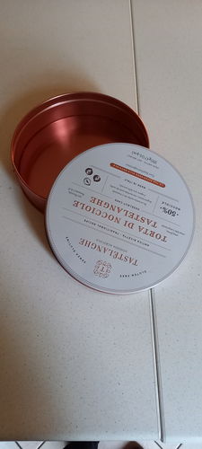 Customer photo review of Torta di Nocciole Tastëlanghe + Crema di Nocciole + Confezione Nocciola "Tostata"