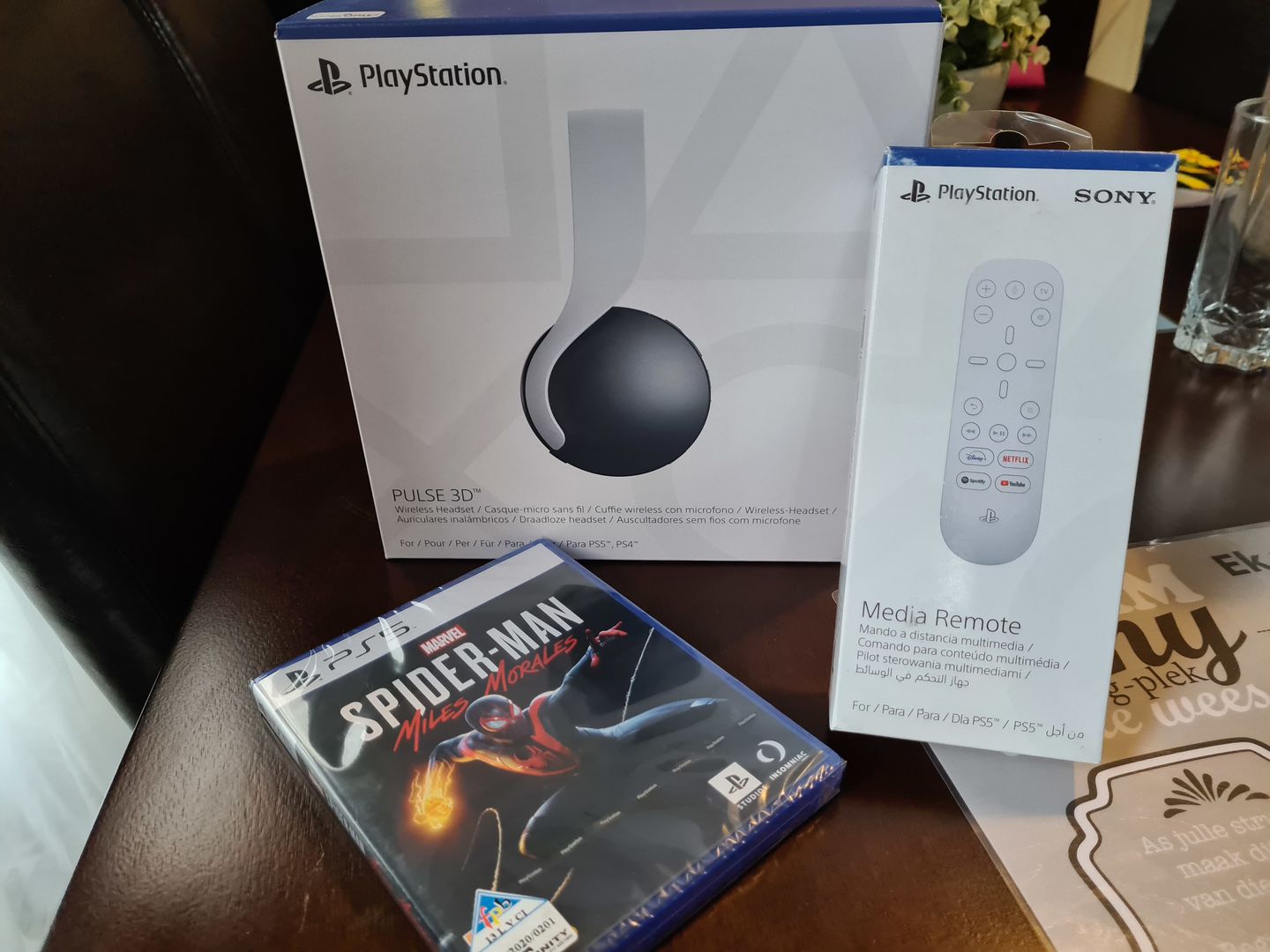 Customer photo review of PS5 Media Remote - Glacier White