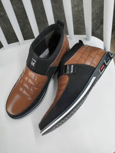 Customer photo review of New Classic Mens Office Business Dress Slip On Leather Ankle Loafers
