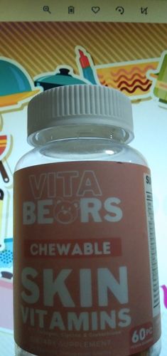 Customer photo review of Skin Vitamin Gummies