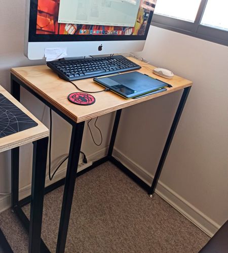 Customer photo review of Escritorio MIMA 70 x 40 Base Negra