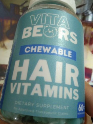 Customer photo review of Hair Vitamin Gummies