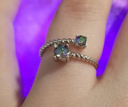 Customer photo review of Alexandrite Birthstone Candle - Ring Collection Made With Crystals From Swarovski®
