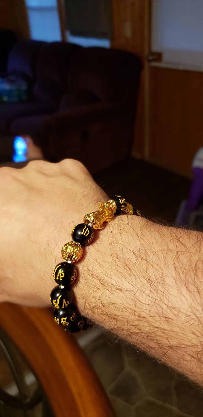Customer photo review of Feng Shui Black Obsidian Wealth Bracelet