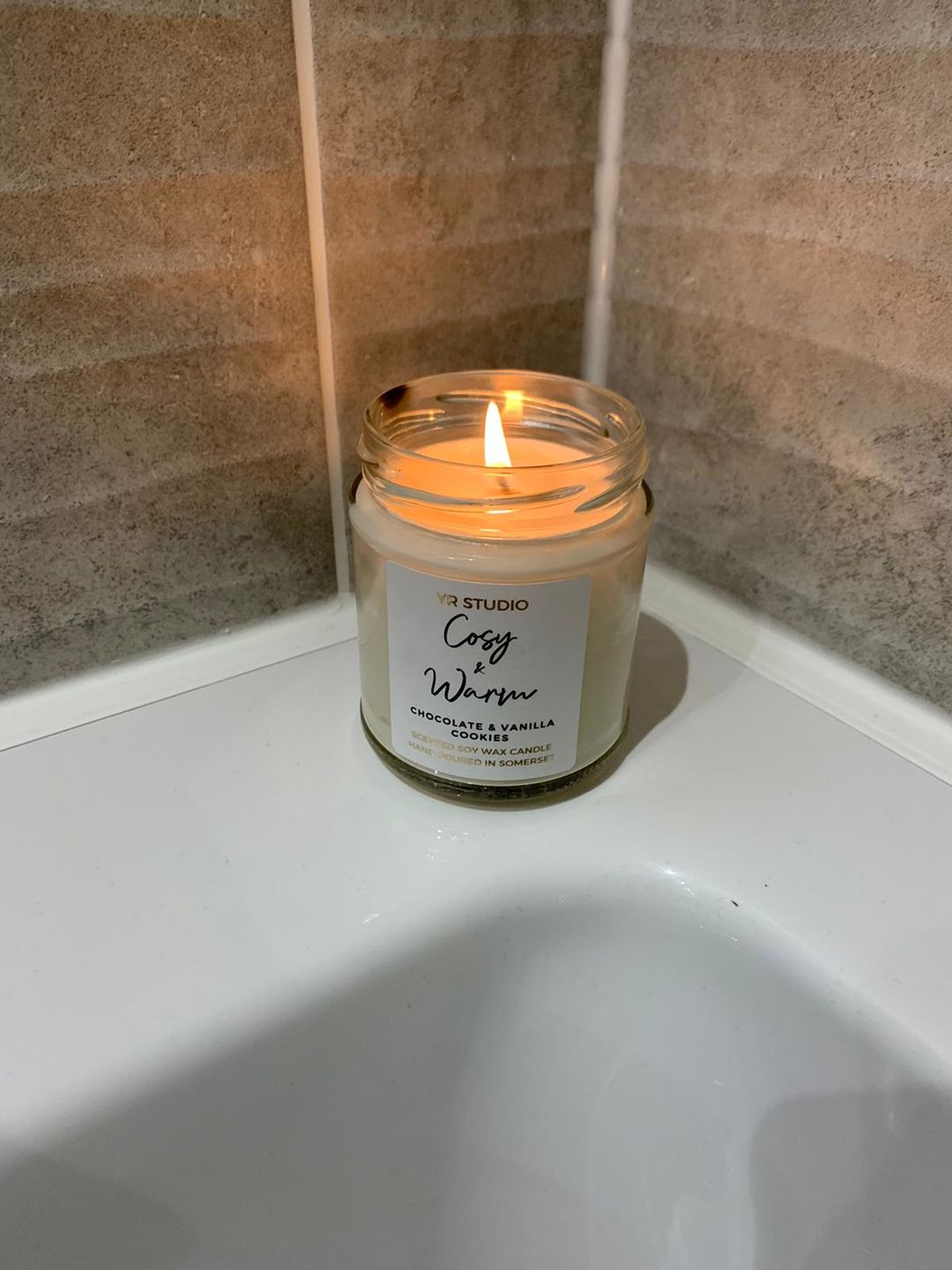 Customer photo review of Cosy & Warm scented soy candle