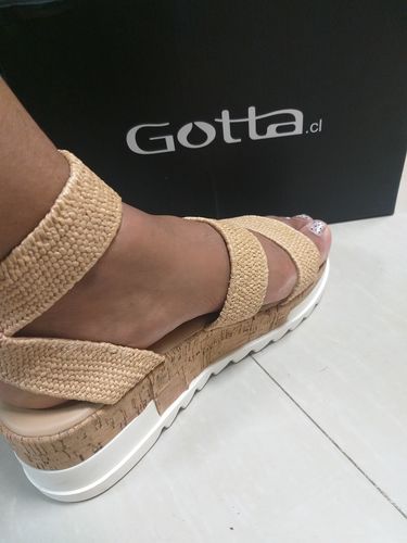 Customer photo review of SANDALIA CAMEL 13011