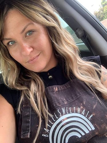Customer photo review of Full Shine Balayage Bundles 100% Remy Human Hair Sew In Hair Weft Color 3/8/613