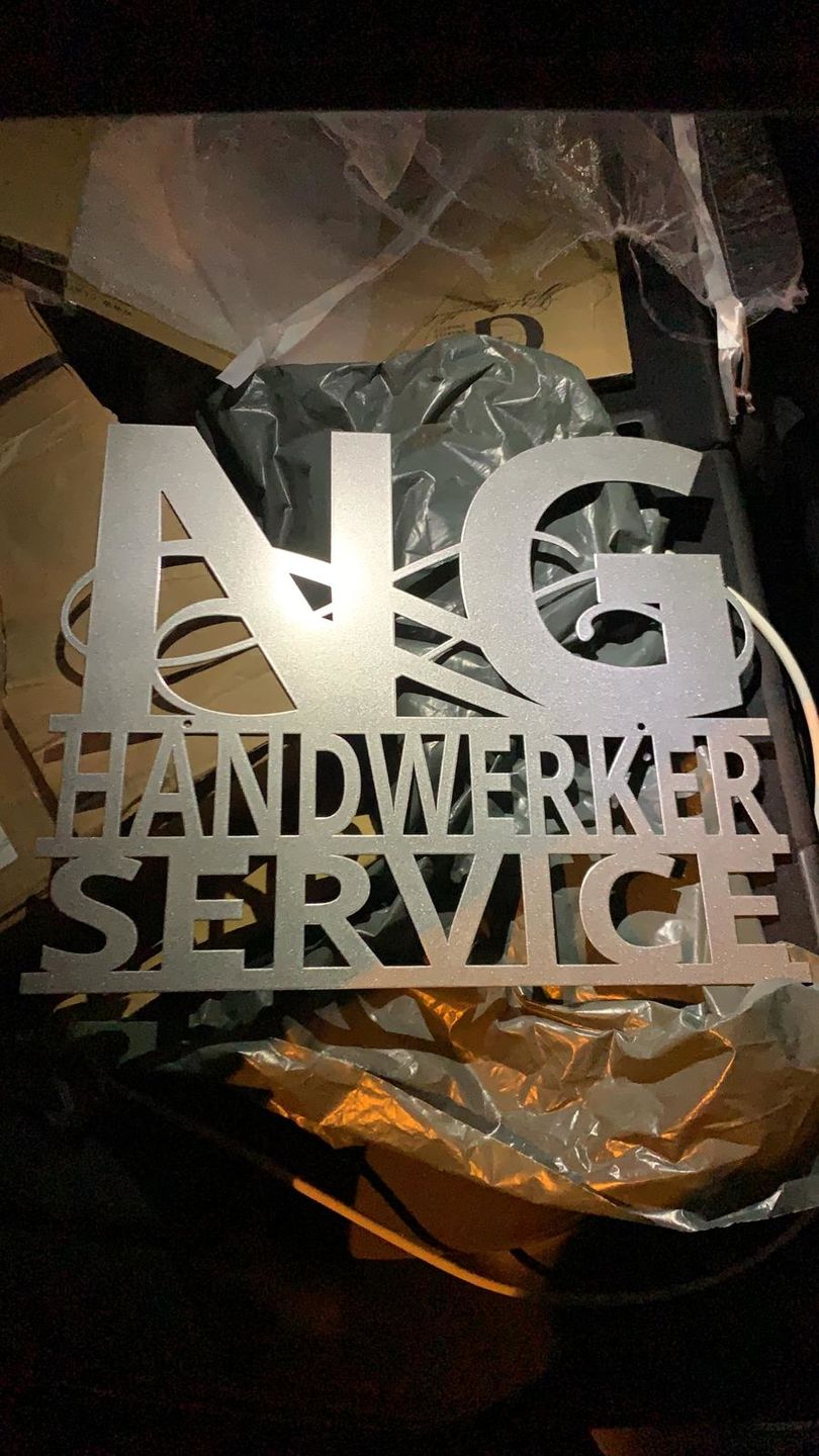 Customer photo review of Hausnummern-Monogramm "Ornamental Style" zweizeilig mit Namen (personalisierbar)