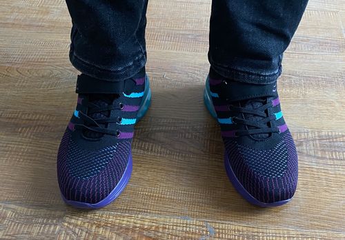 Customer photo review of Stylish Lightweight Sneakers for women