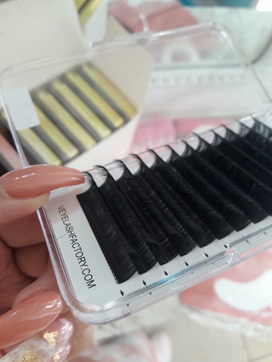 Customer photo review of Classic Eyelash Extensions 0.10 0.15 0.20mm Mixed