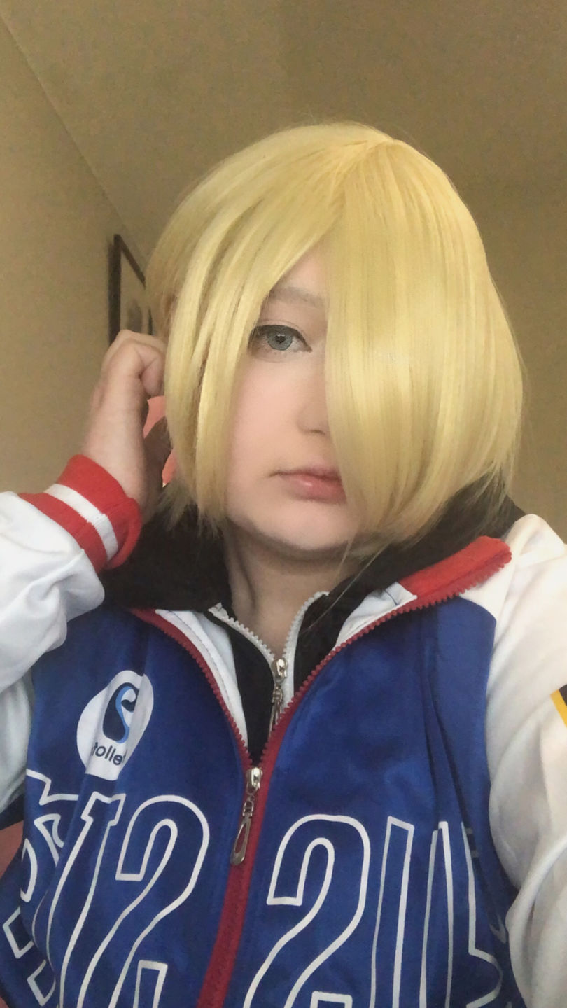 Customer photo review of Kazzue Fantasy Blue