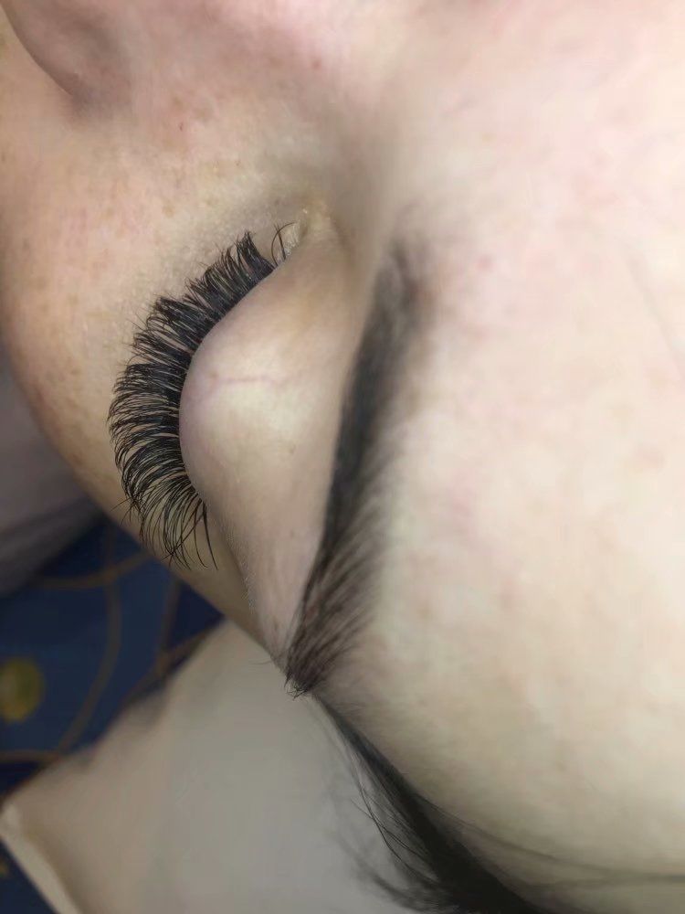 Customer photo review of Classic Eyelash Extensions 0.10 0.15 0.20mm Mixed