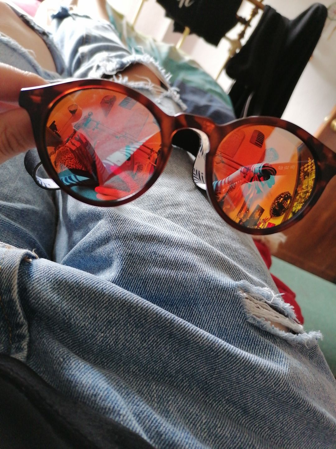Customer photo review of Cujas Tortoise/Red