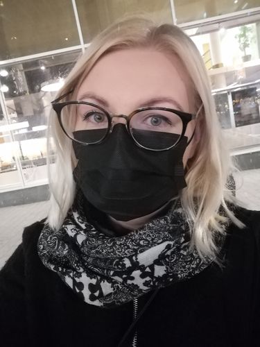 Customer photo review of Musta kasvomaski 100 kpl