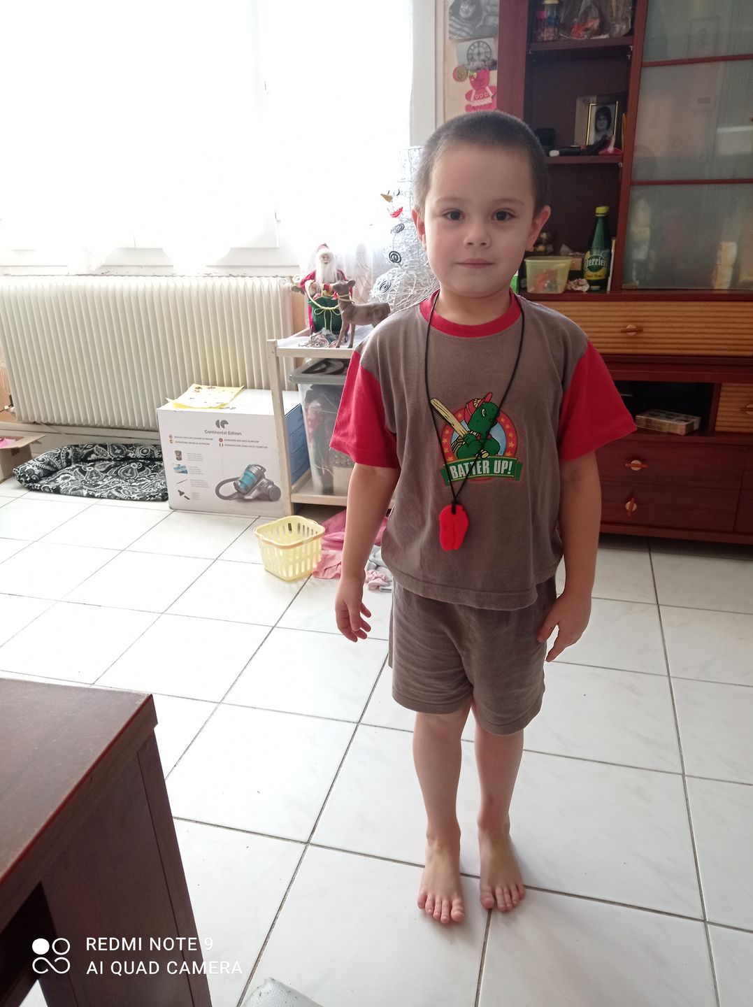 Customer photo review of Collier à mâcher tête de dinosaure