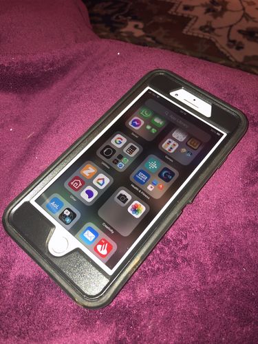 Haydn G. review of Apple iPhone 8 Plus 64GB Silver Unlocked Refurbished Excellent image 1 out of 1