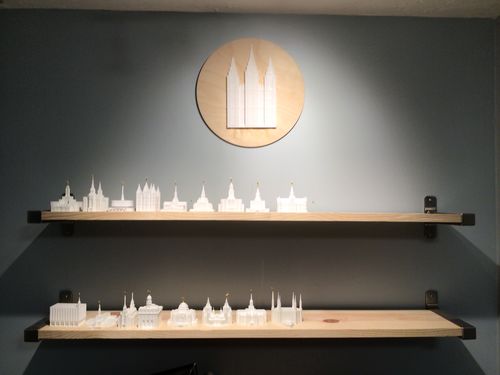 Customer photo review of Nauvoo Illinois Temple Statue