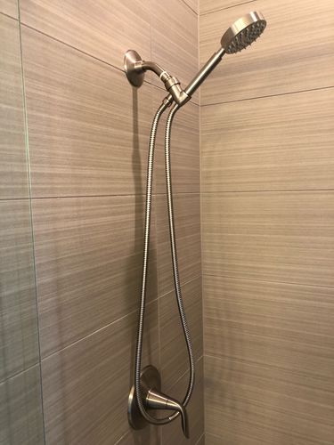 Customer photo review of 1-Spray Handheld Shower Head Set