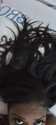 Customer photo review of Full Shine Tape in Hair Extensions 100% Remy Human Hair Solid 40 Pieces 100 Grams (#1B)