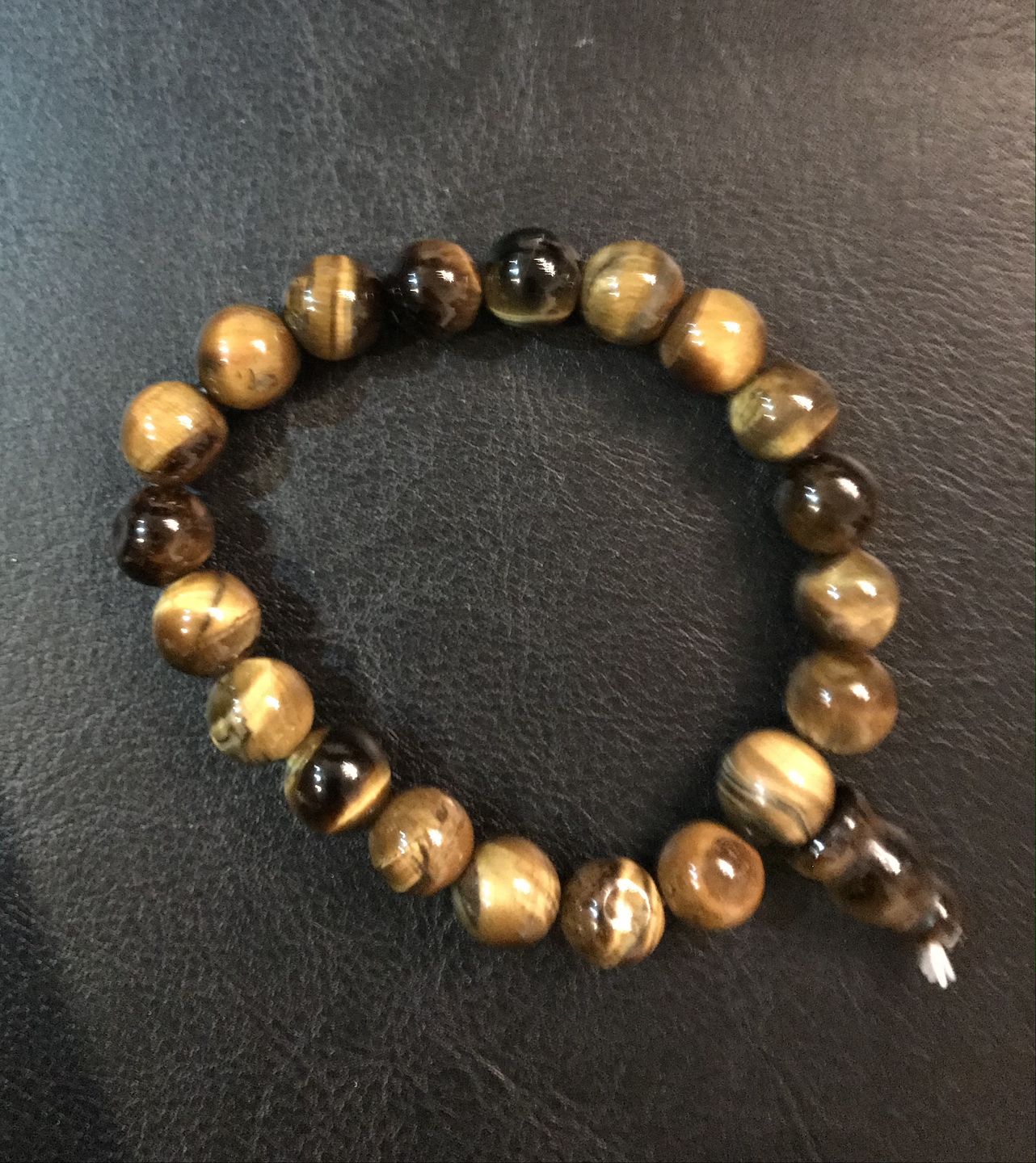 Customer photo review of Bracelet Tibétain | Oeil de Tigre | 10mm