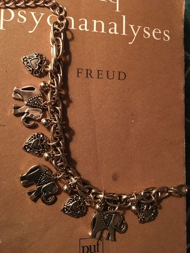 Customer photo review of Bracelet Éléphant Doré