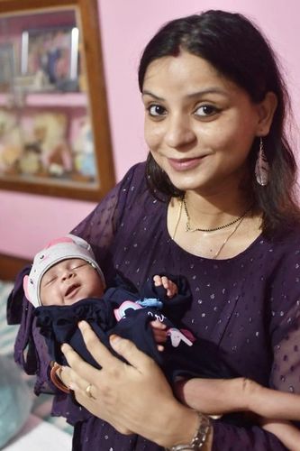 Customer photo review of Brinjal Purple Maternity & Nursing Frill Dress