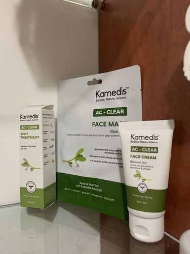 Customer photo review of ערכה טיפולית הוליסטית לעור פנים שמן | AC - CLEAR ULTIMATE KIT