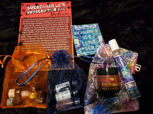 Customer photo review of Medium Subscription bag