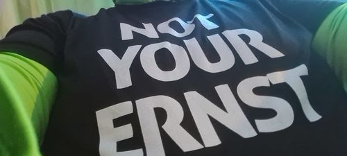 Customer photo review of Not Your Ernst - Words on Shirt  - Übergrößenshirt