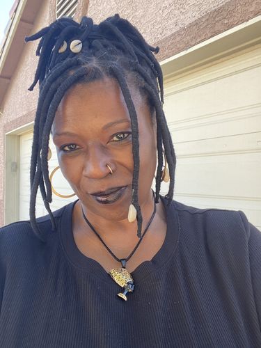 Customer photo review of Nefertiti Midnight Chain