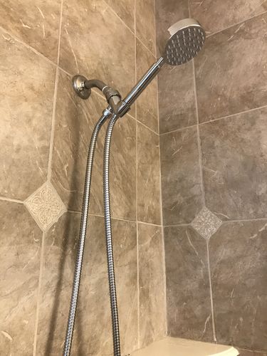 Customer photo review of 1-Spray Handheld Shower Head Set