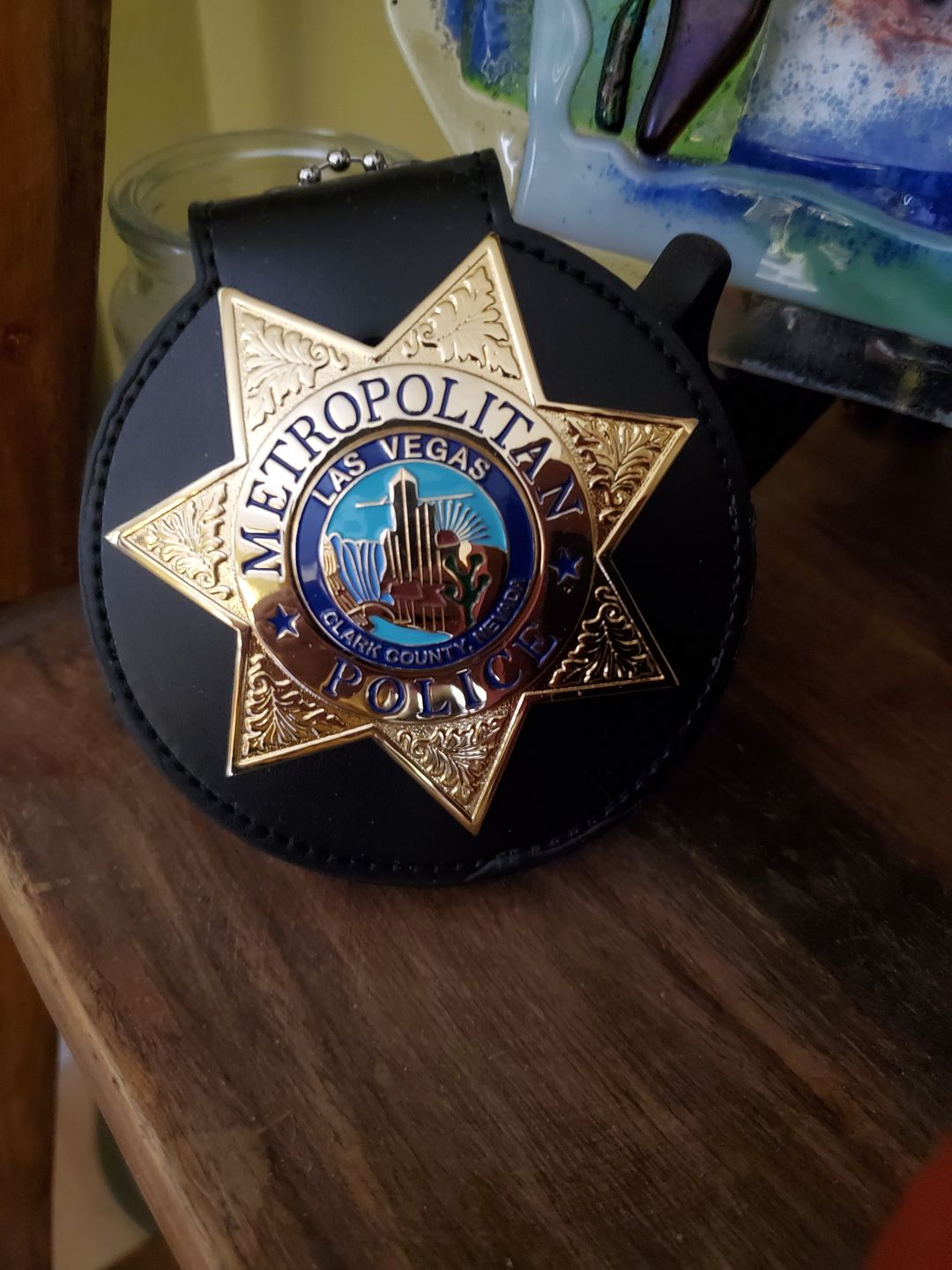 Customer photo review of US Casino Las Vegas Metropolitan Police Badge Solid Copper Replica Movie Props