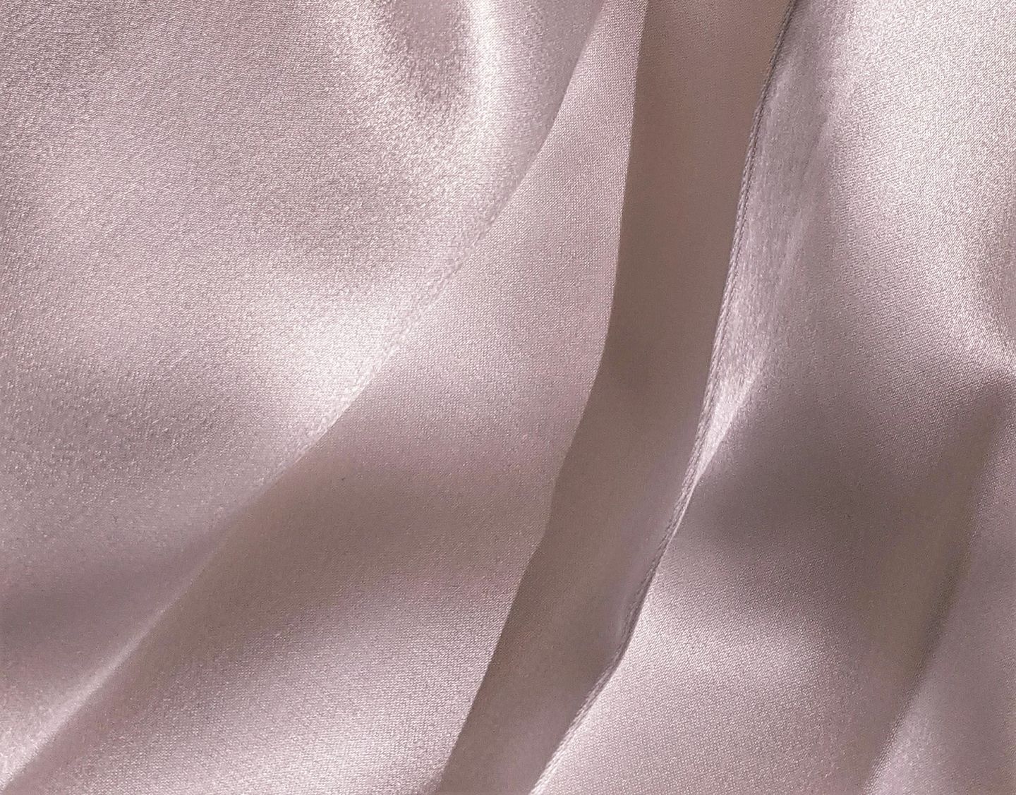 Customer photo review of Precious Pink Silk Duvet Set