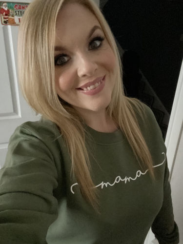 Customer photo review of Mama Retro Script Sweatshirt (MRK X)