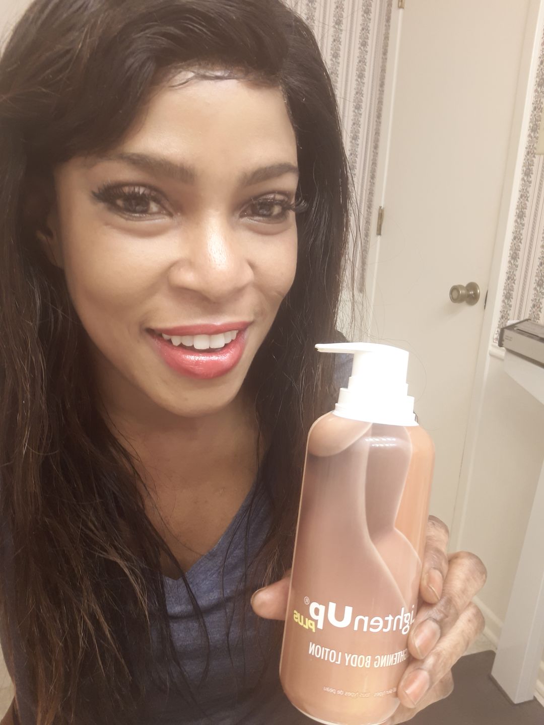 Customer photo review of Omic LightenUp PLUS Lightening Body Lotion - 400ml