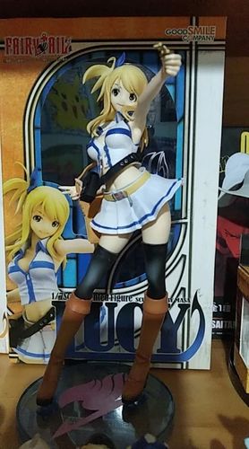 Customer photo review of Figurine Fairy Tail Lucy Heartfilia 20cm