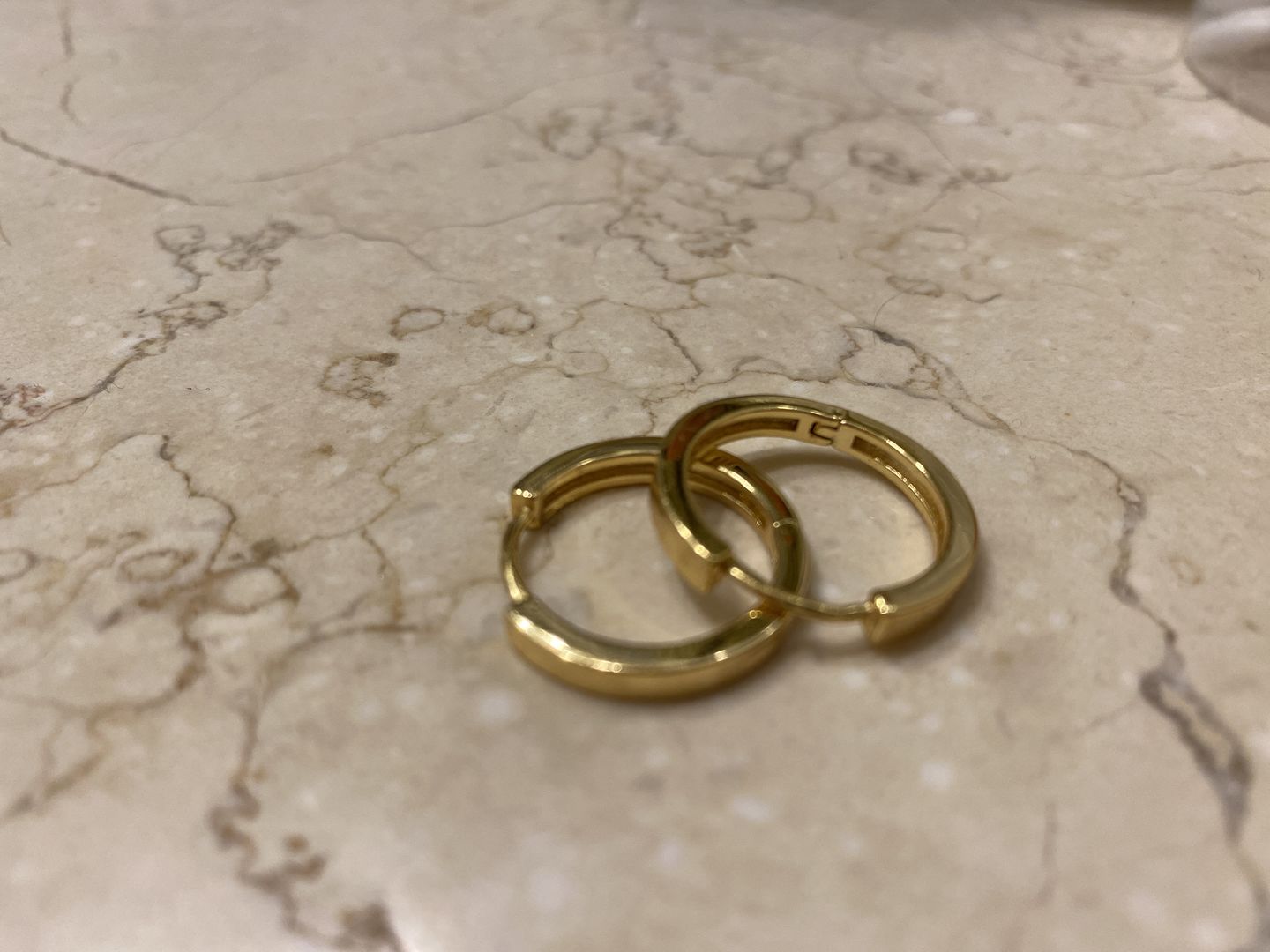 Customer photo review of ARGOLLAS LISAS 20MM ORO