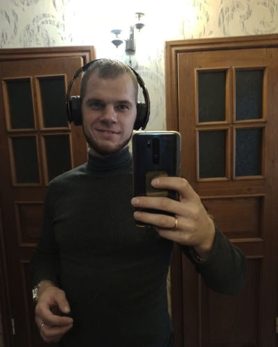 Customer photo review of Wireless Foldable Headphones