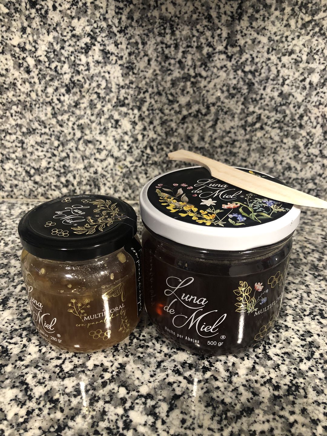 Customer photo review of Luna de miel con panal de abejas