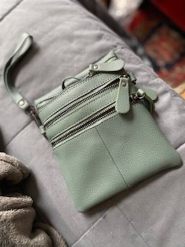 Customer photo review of Michel Crossbody - Maison De Beauté Marseille