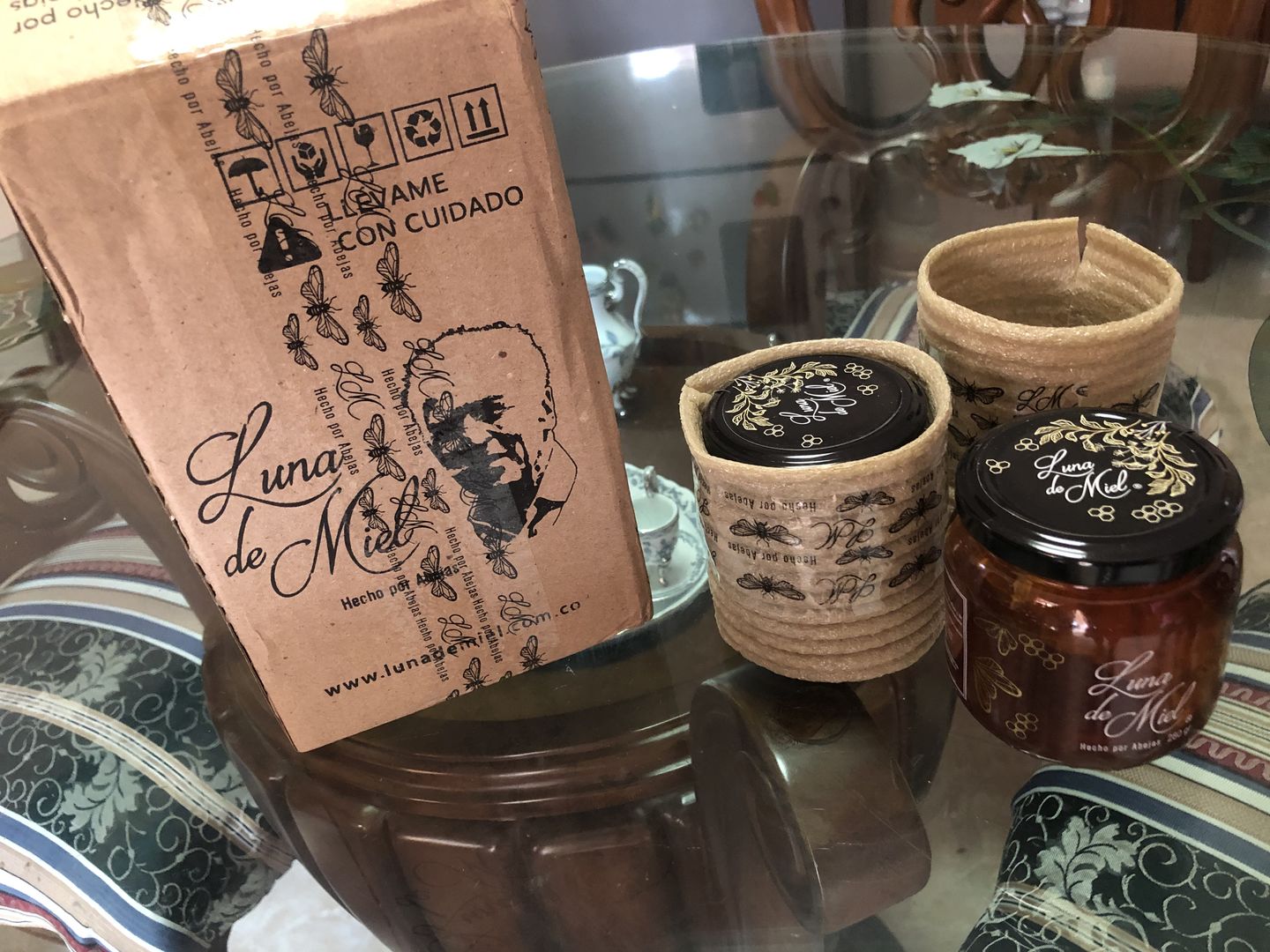 Customer photo review of Luna de miel con panal de abejas