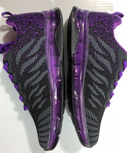 Customer photo review of Casual, Stylish and Comfortable flat walking sneakers for women