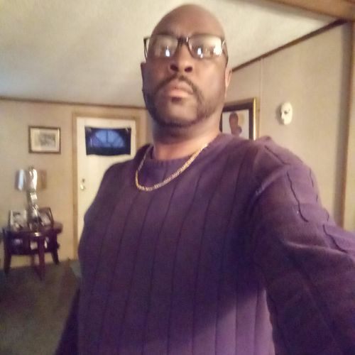 Customer photo review of Respected Roots Beard Conditioner - Tropical Scent (4 oz.)