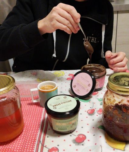 Customer photo review of 1 vaso Crema di Nocciole Piemonte IGP delle Langhe 200g