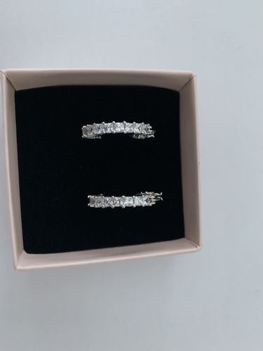 Customer photo review of Icey Ohrringe