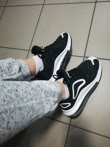 Customer photo review of Nuti Clauccio Sneakers