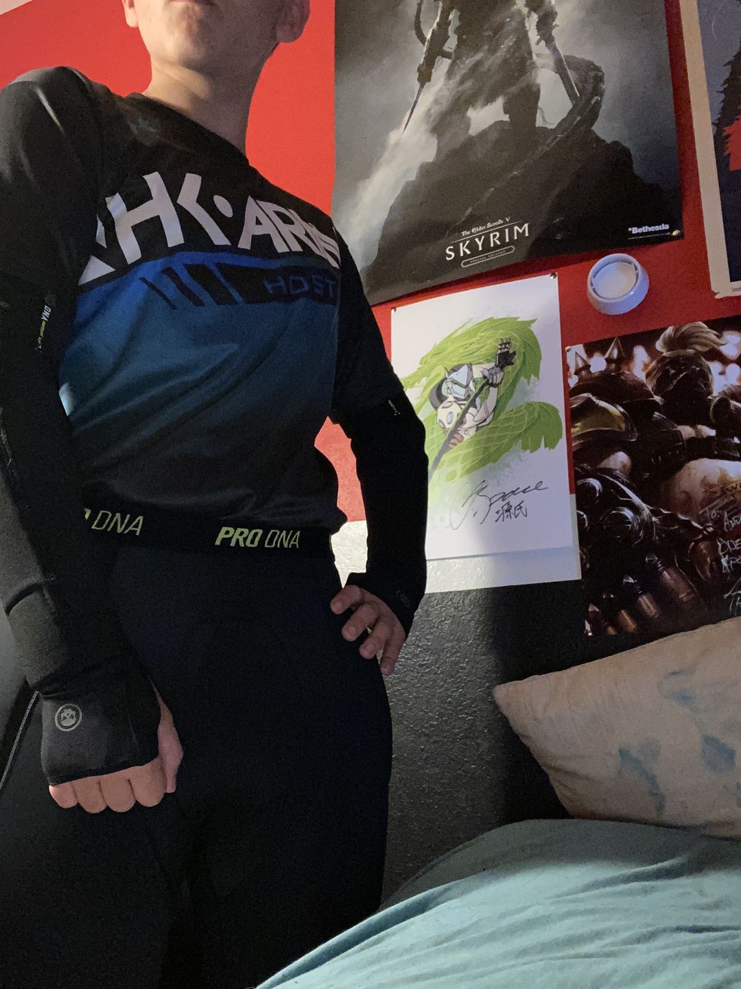 Customer photo review of Infamous PRO DNA Elbow Pads