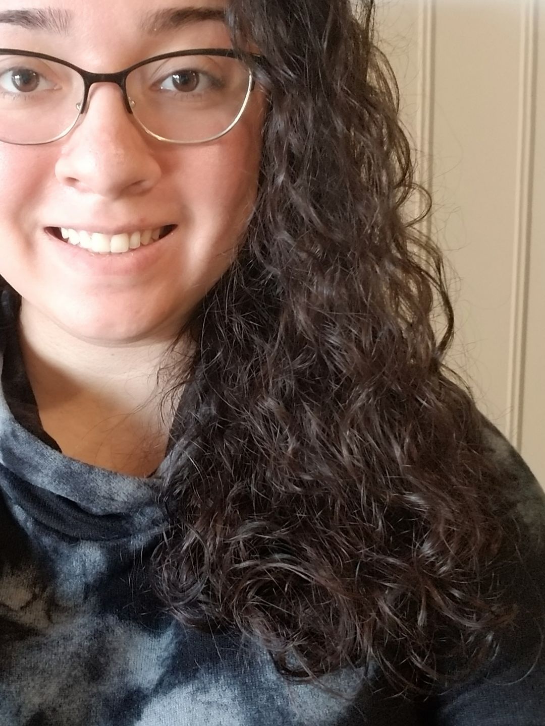 Customer photo review of Defining Flaxseed Gel for Curly Hair with Organic Jojoba Oil for Moisture and Lavender Fragrance